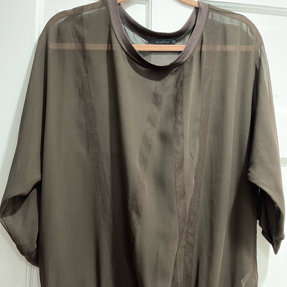 Alice Ritter Size 10 Shirt